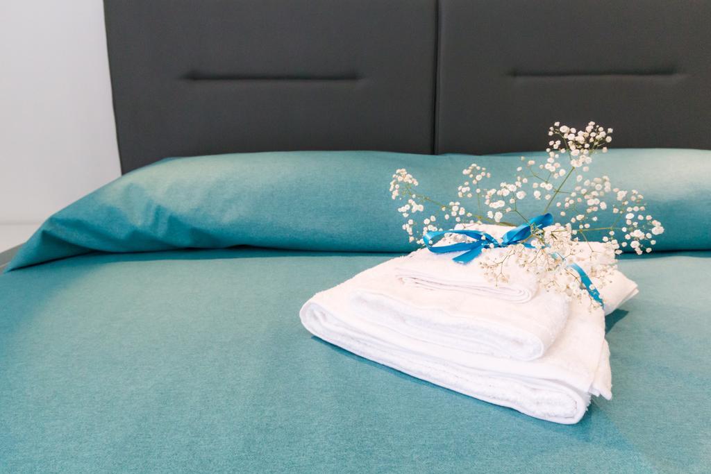 Bed and Breakfast Stanze Del Mare Balestrate Habitación foto