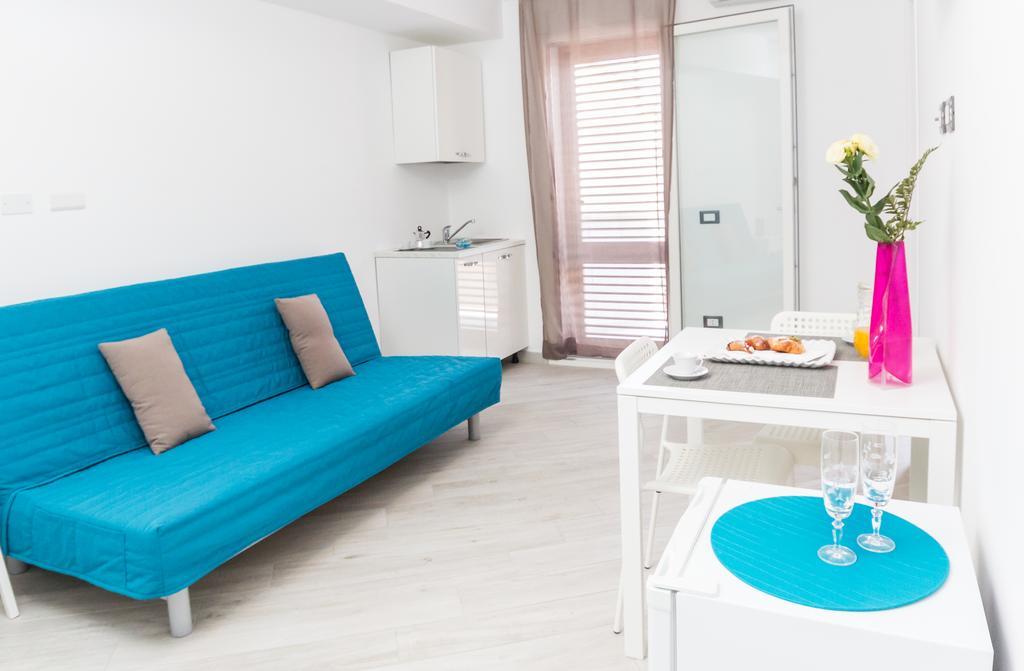 Bed and Breakfast Stanze Del Mare Balestrate Exterior foto