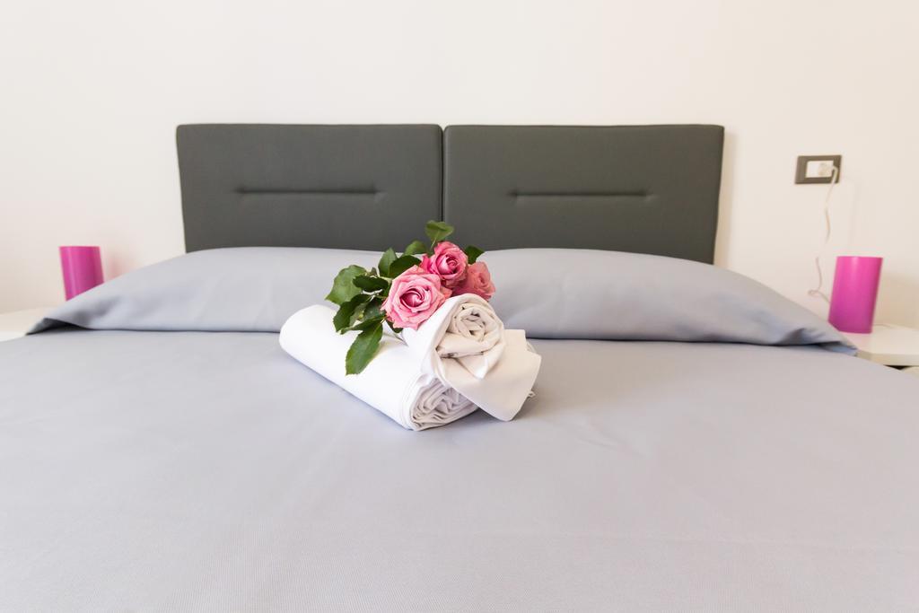 Bed and Breakfast Stanze Del Mare Balestrate Habitación foto