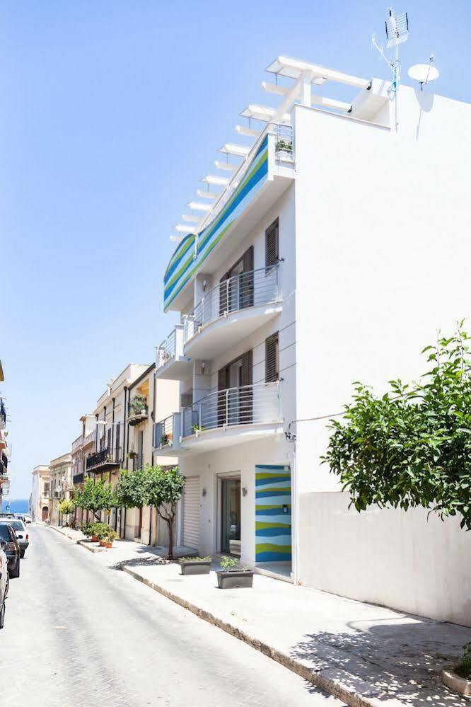 Bed and Breakfast Stanze Del Mare Balestrate Exterior foto