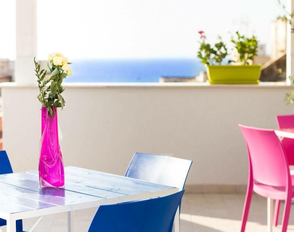 Bed and Breakfast Stanze Del Mare Balestrate Exterior foto